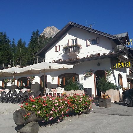 Hotel Fiames Cortina dʼAmpezzo Dış mekan fotoğraf