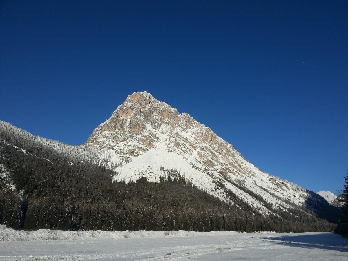 Hotel Fiames Cortina dʼAmpezzo Dış mekan fotoğraf