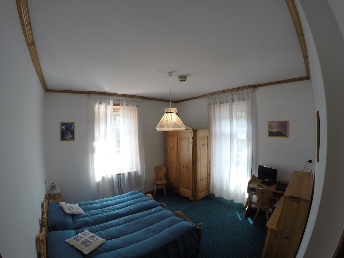 Hotel Fiames Cortina dʼAmpezzo Dış mekan fotoğraf