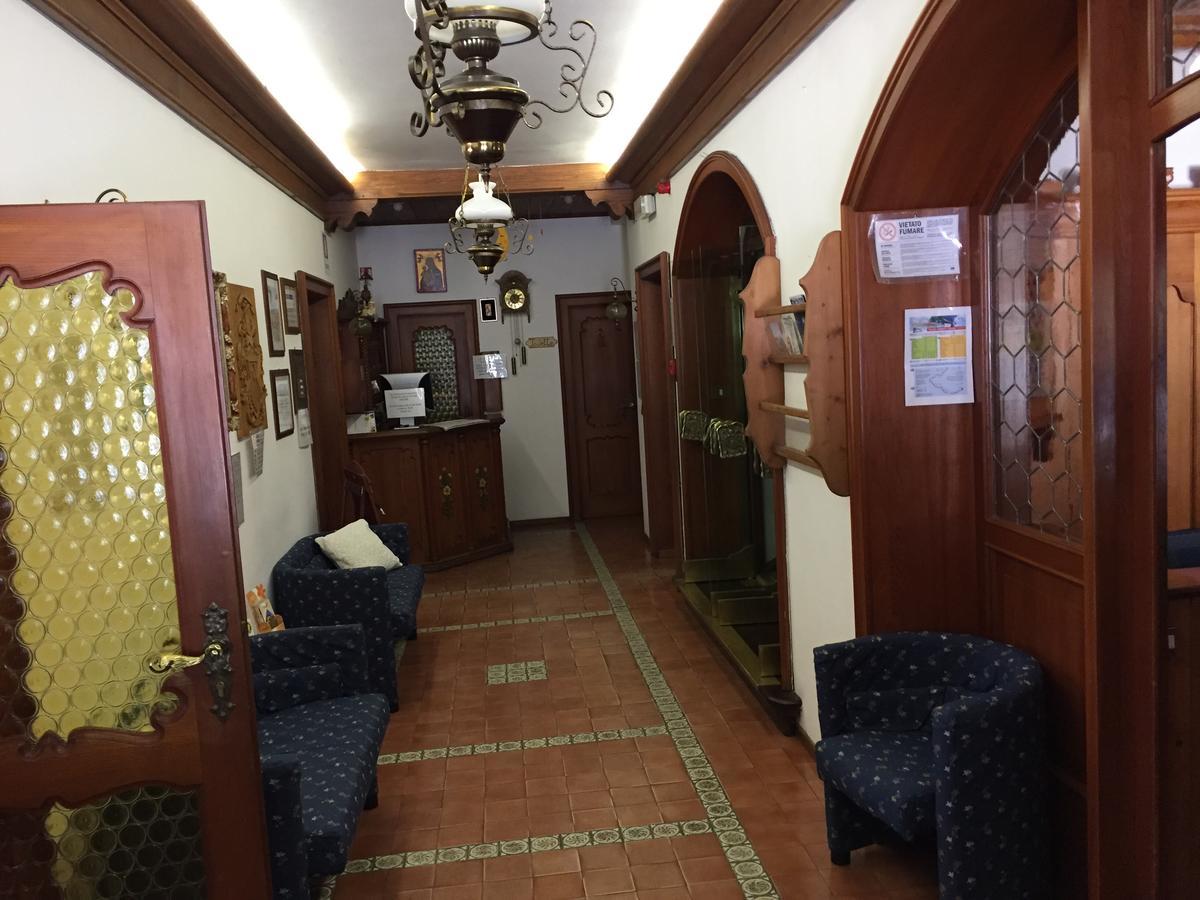 Hotel Fiames Cortina dʼAmpezzo Dış mekan fotoğraf